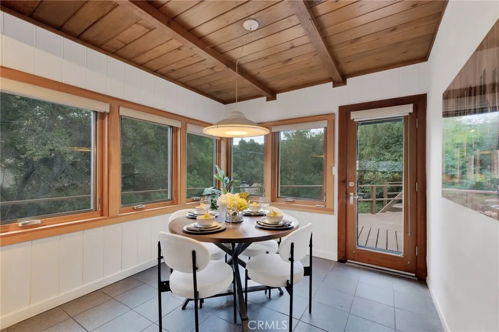 4351 Saltillo, Woodland Hills, California 91364 home-pic-4